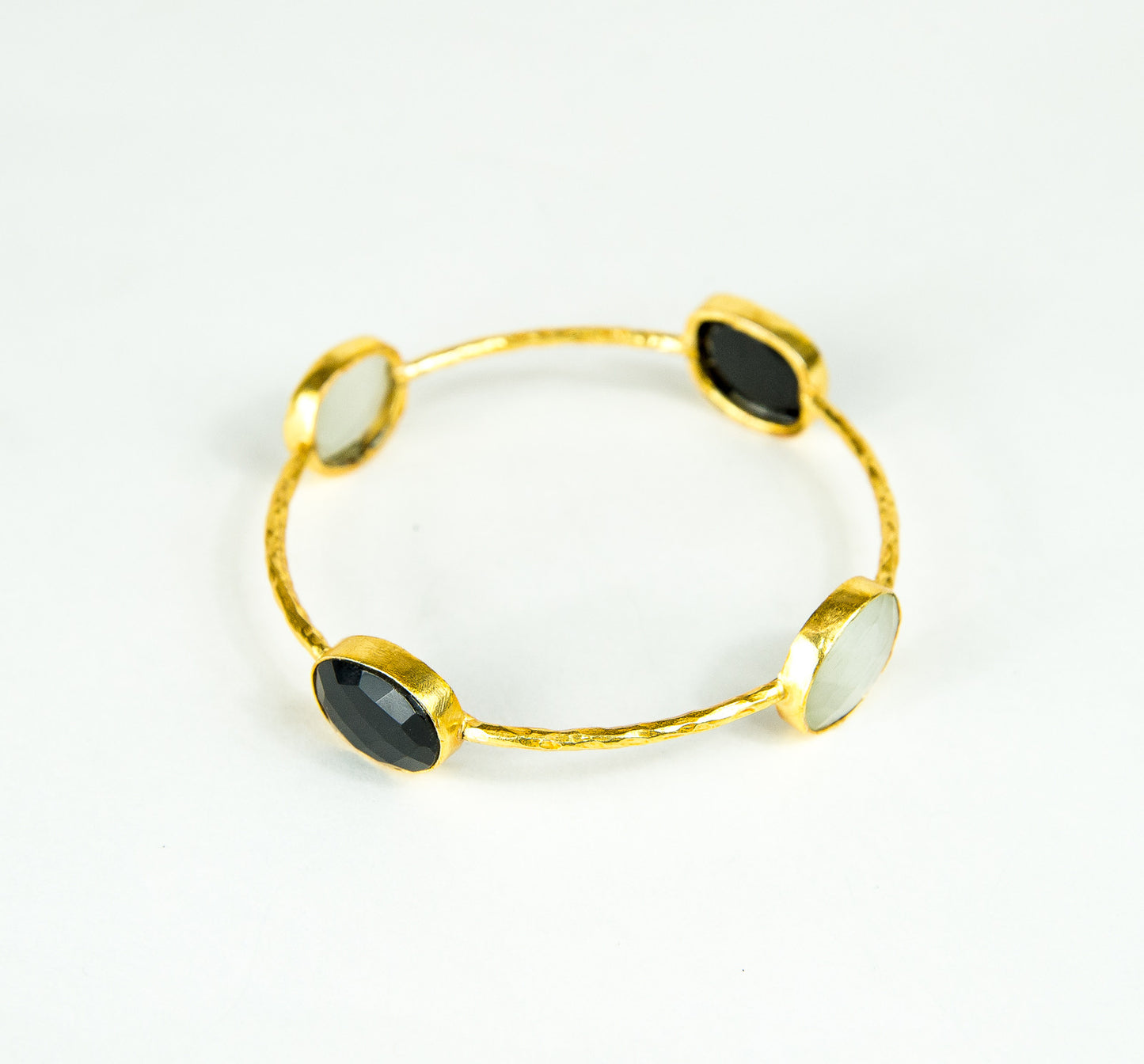 CLASSIC BANGLE