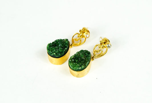 EMERALD SUGAR DROP EARRINGS